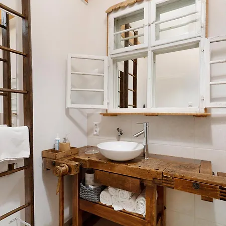 In Der Weinig ساسباخ آم كايزرشتول